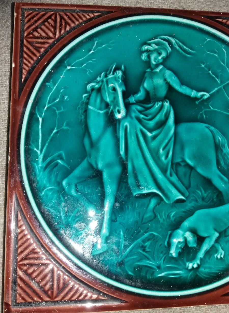 BEAUTIFUL ANTIQUE MINTON TILE. HOLLINS & CO S No 2. HUNT SCENE