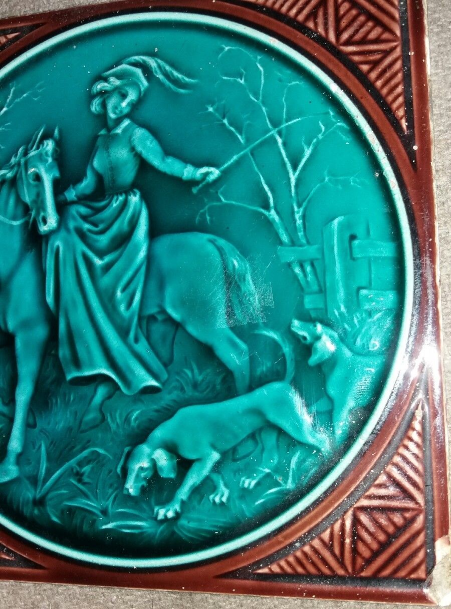 BEAUTIFUL ANTIQUE MINTON TILE. HOLLINS & CO S No 2. HUNT SCENE