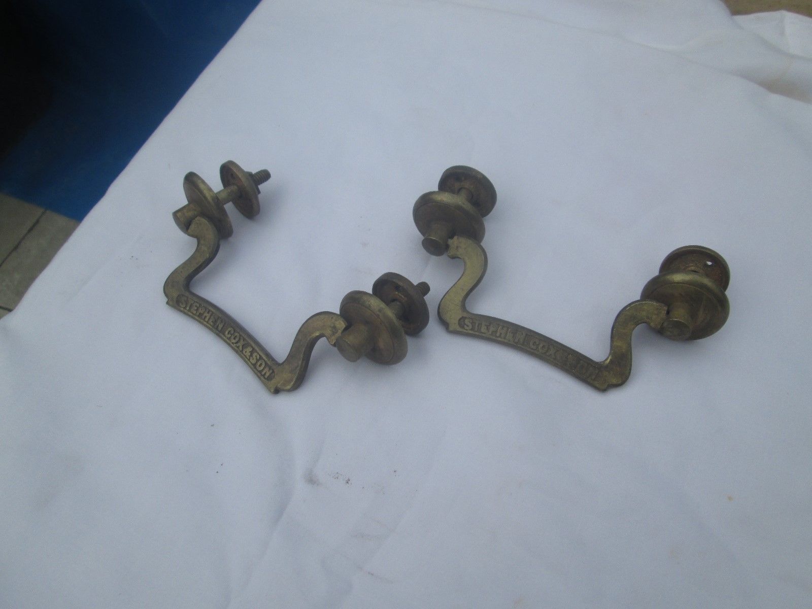 2 VINTAGE BRASS SAFE DRAWER HANDLES (STEPHEN COX & SON)