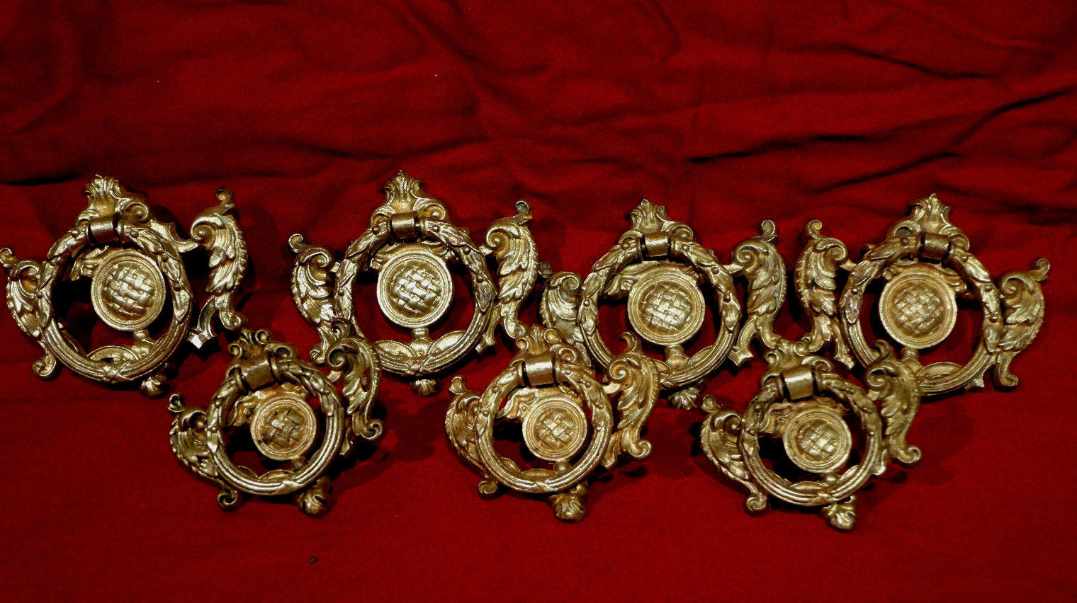 SEVEN Antique Ornate Victorian Cast Brass Wreath Drop Ring Drawer Pulls Hardware