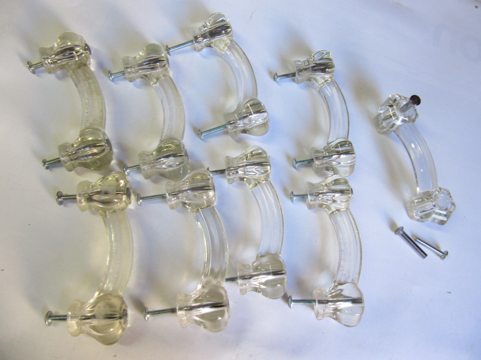 9 Clear Glass Victorian Style Cabinet Pulls 4'' holes with Hardware - Nice