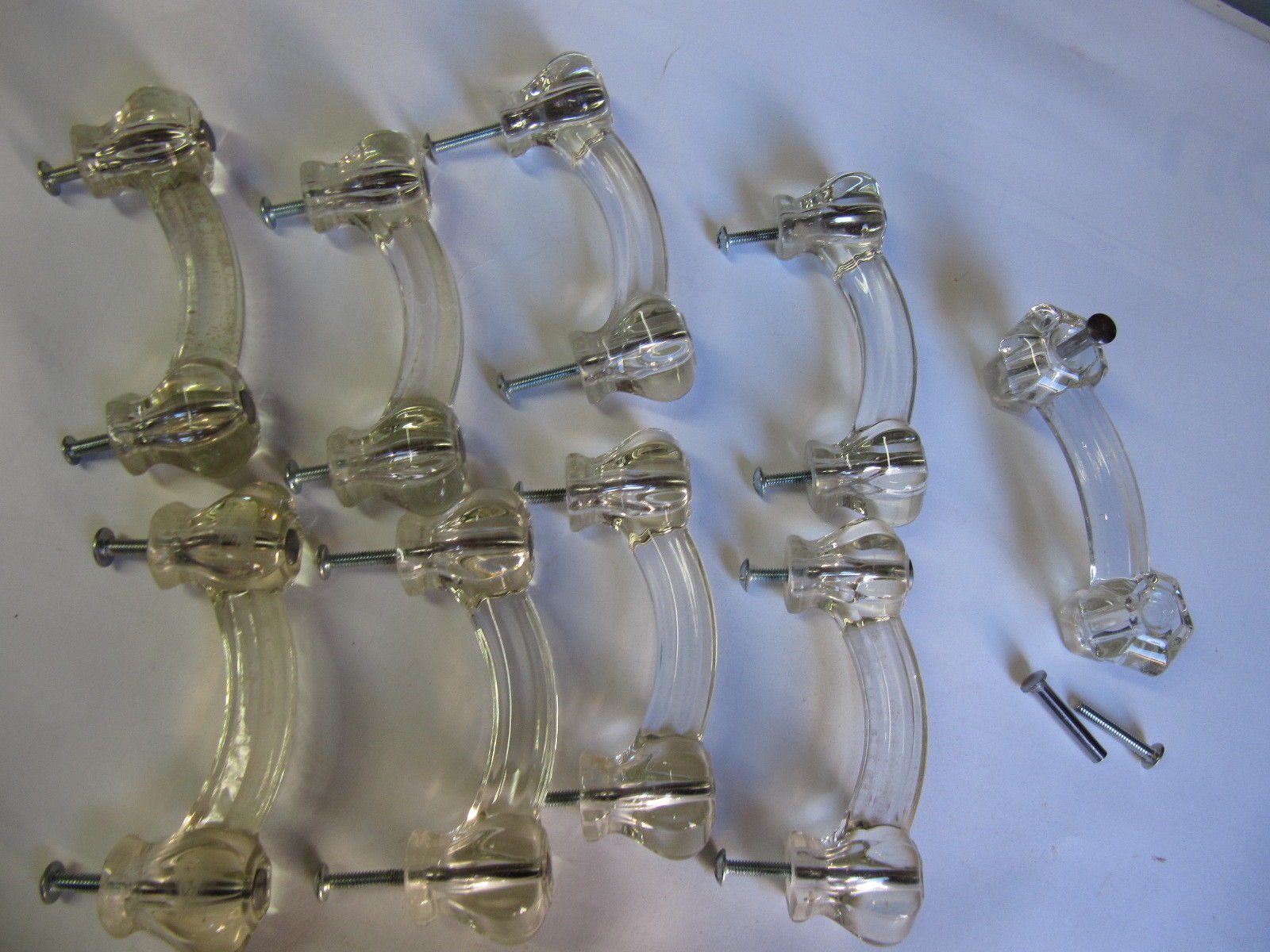 9 Clear Glass Victorian Style Cabinet Pulls 4'' holes with Hardware - Nice