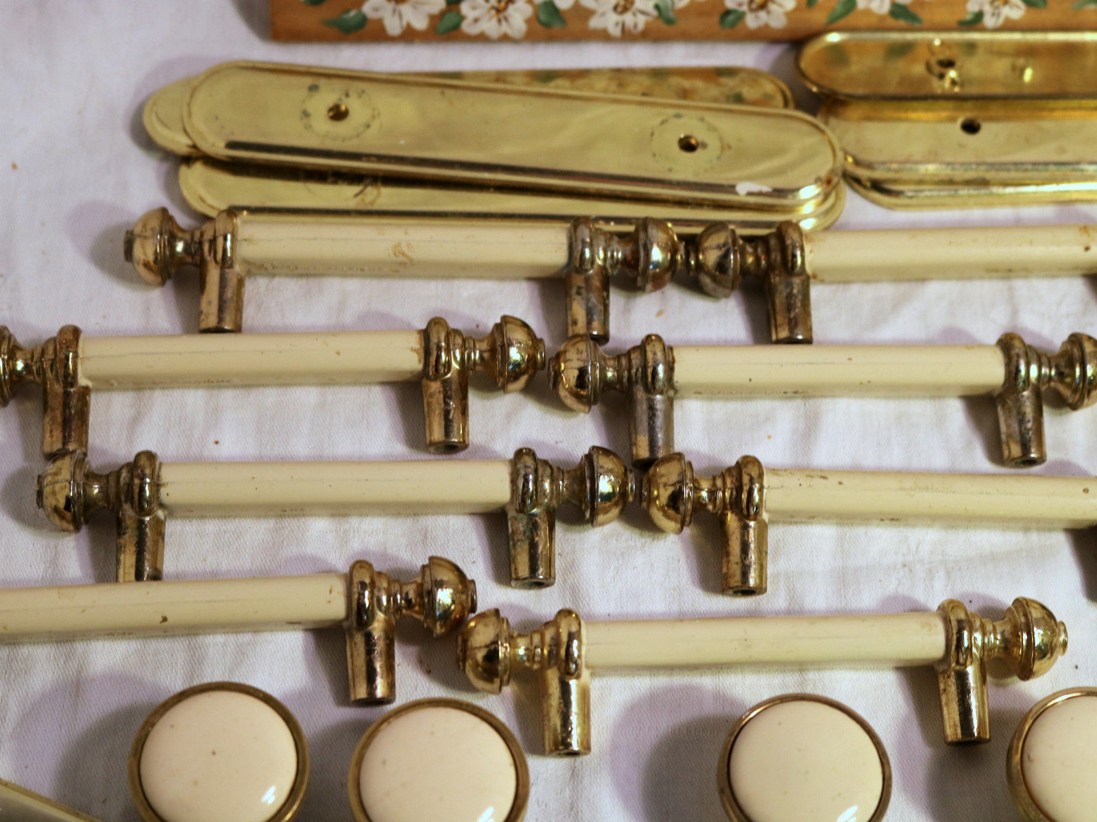 LOT 23 BRASS & Porcelain Drawer & Cabinet Pulls Knobs Salvage vtg kitchen