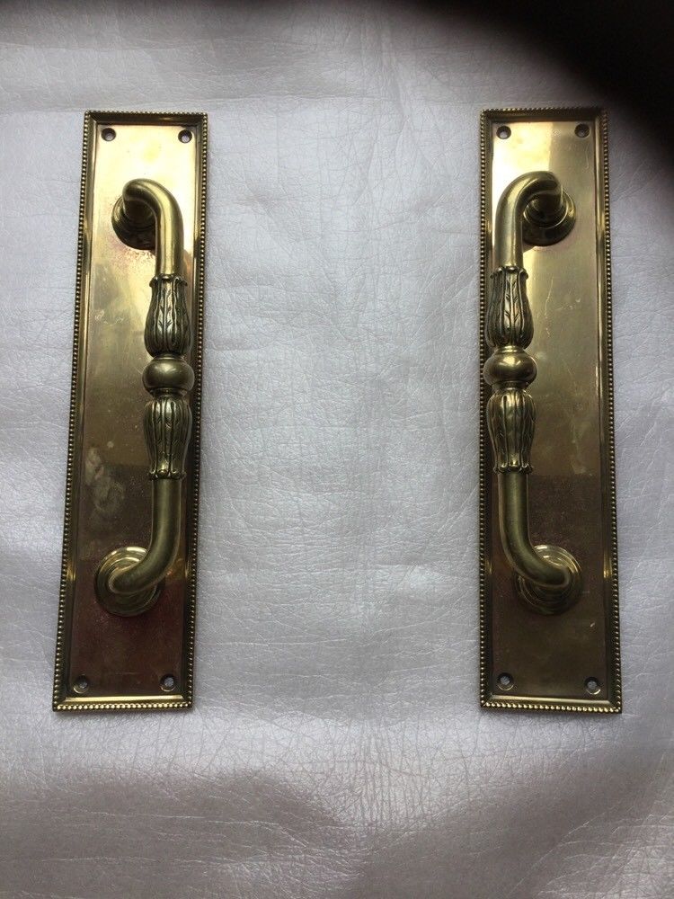 VINTAGE LARGE ORNATE PAIR RECLAIMED BRASS DOOR PUB HOTEL PULL HANDLES CAST IRON?