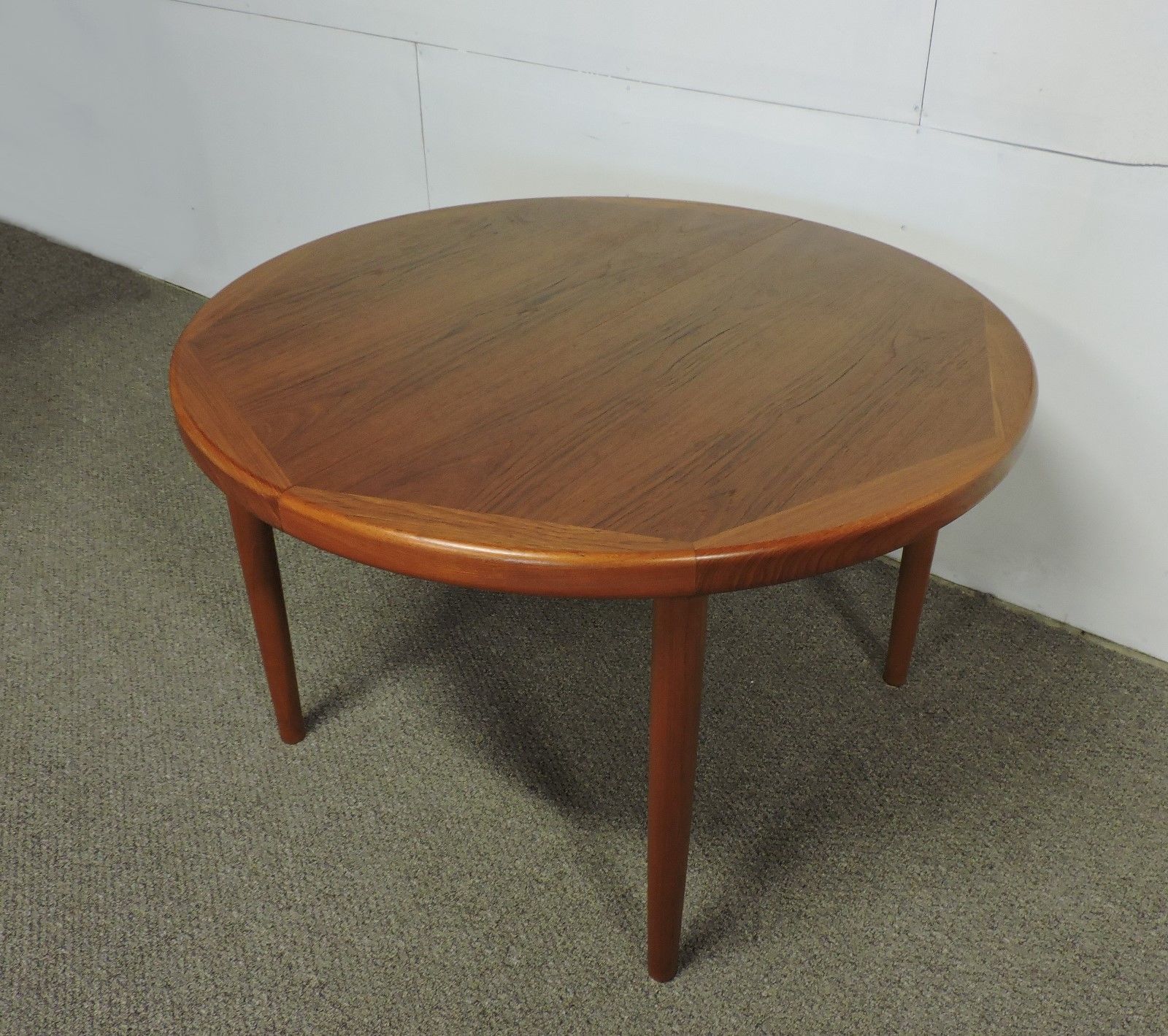 VEJLE STOLE DANISH MODERN ROUND TEAK EXTENDABLE DINING TABLE