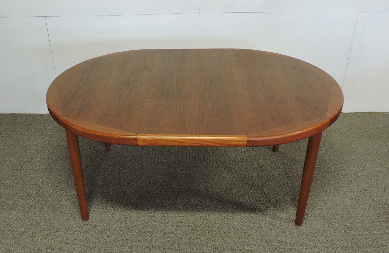 VEJLE STOLE DANISH MODERN ROUND TEAK EXTENDABLE DINING TABLE