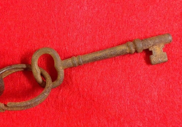 Antique Skeleton Keys Lot Of Five