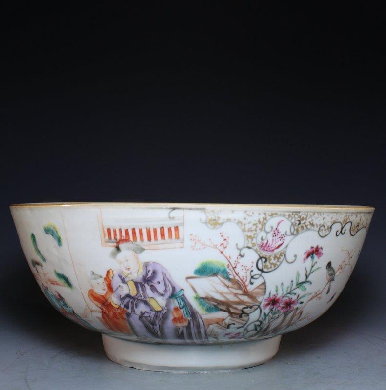 Antique Chinese Export Famille Rose Porcelain Bowl.