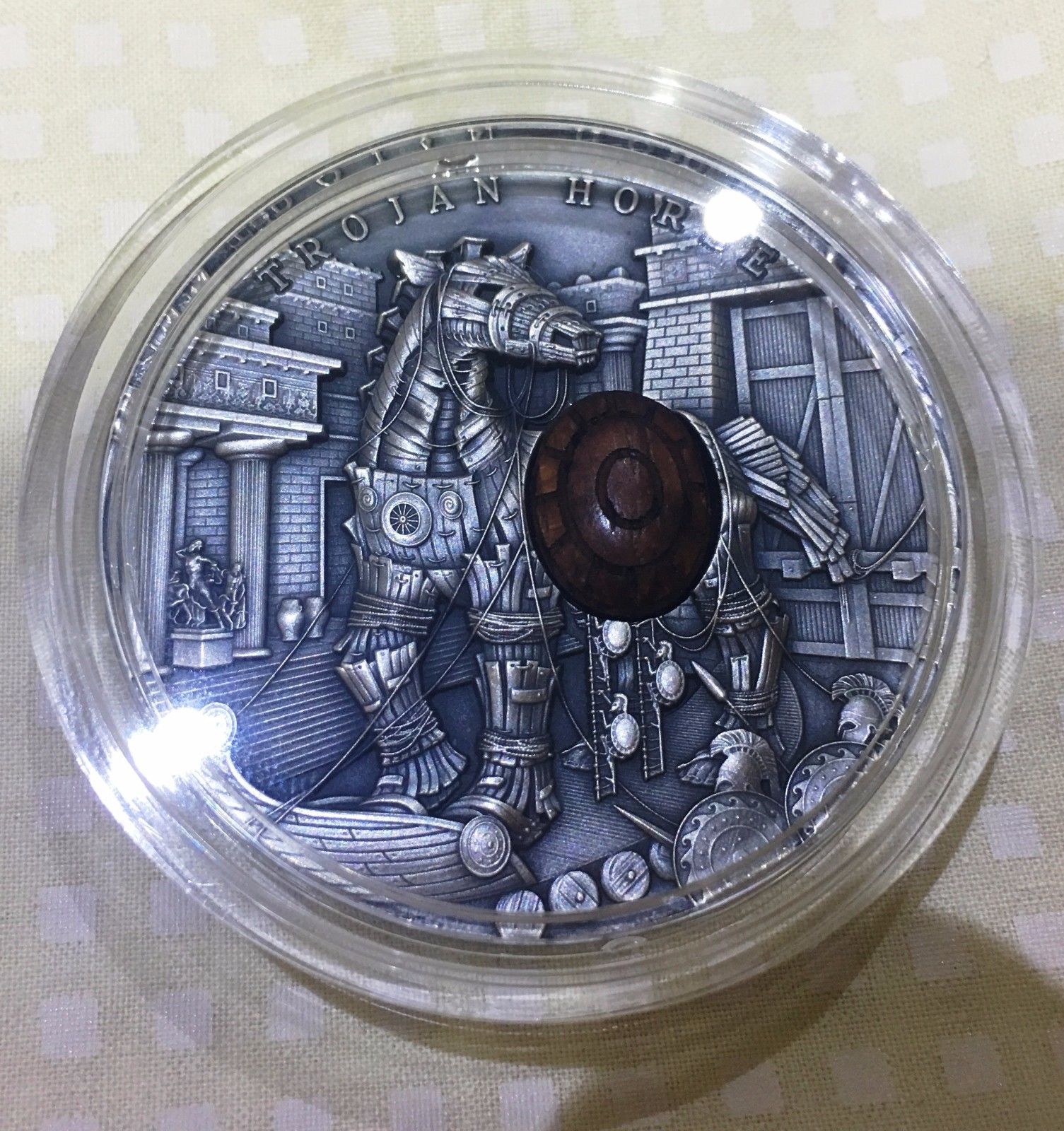 2016 $10 NIUE TROJAN HORSE ANCIENT MYTHS 2 Oz SILVER COIN