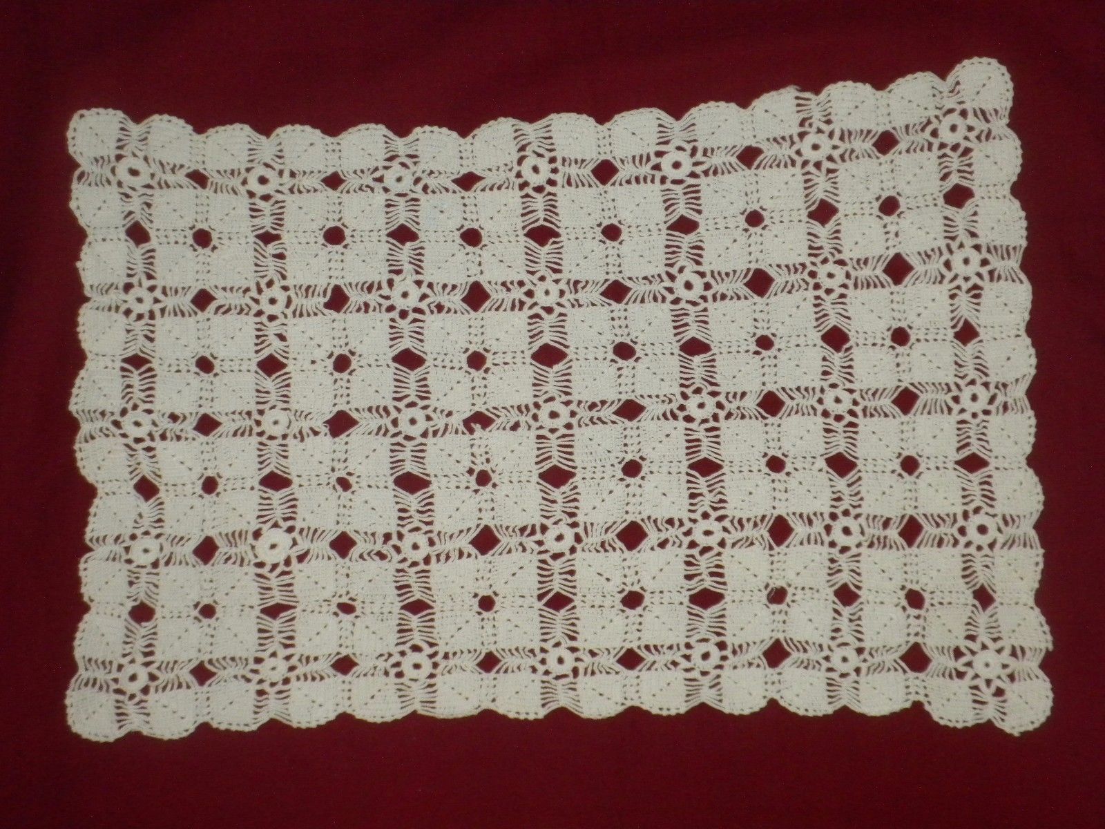 10 pcs  VİNTAGE HANDMADE WHİTE COTTON CROCHET LACE  DOİLİES**Code:111