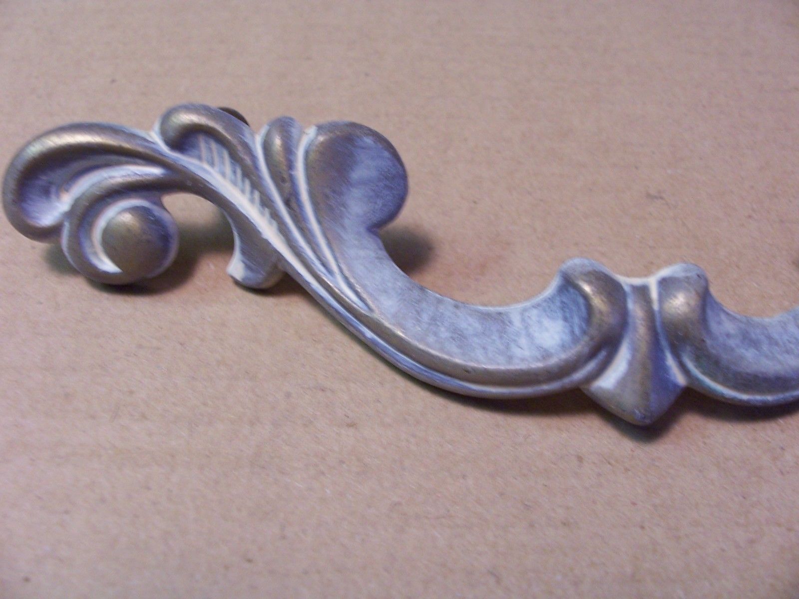 (3) VINTAGE FRENCH PROVINCIAL DRAWER PULLS/ HANDLES & (1) KNOB -- BRASS/ PAINT