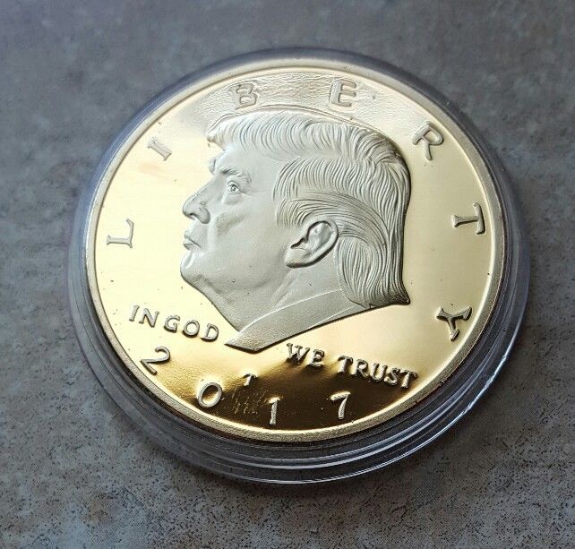 New - 2017 DONALD TRUMP Liberty 1oz 24K GOLD Clad Proof Round Coin Medallion