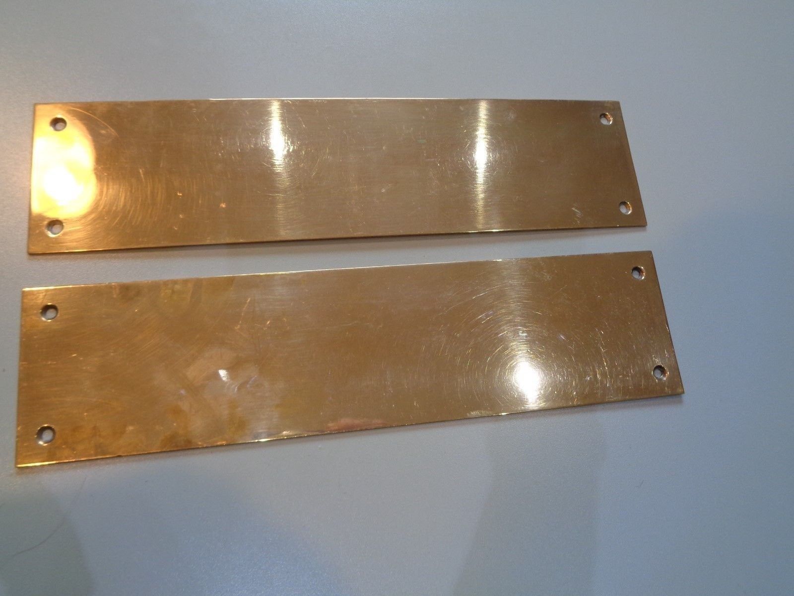 VINTAGE VICTORIAN BRASS FINGER PLATE DOOR FURNITURE