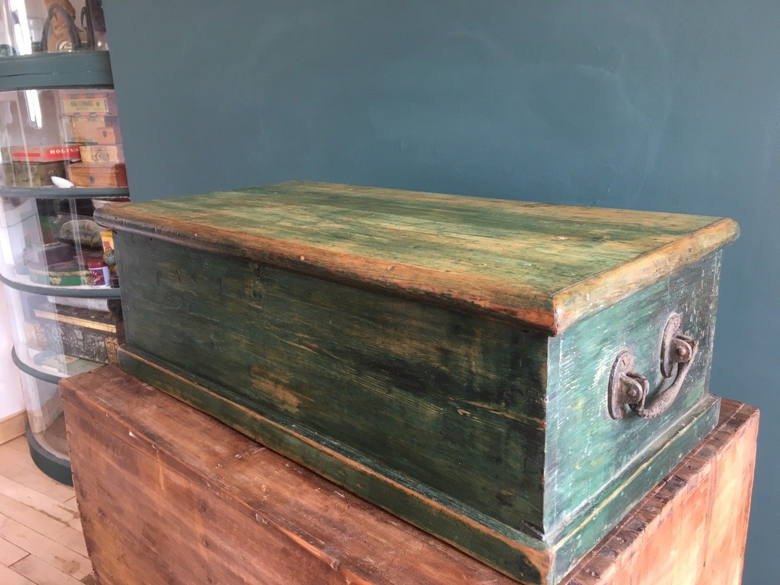 Antique Distressed Rustic Wooden Box Chest industrial side table coffee Vintage