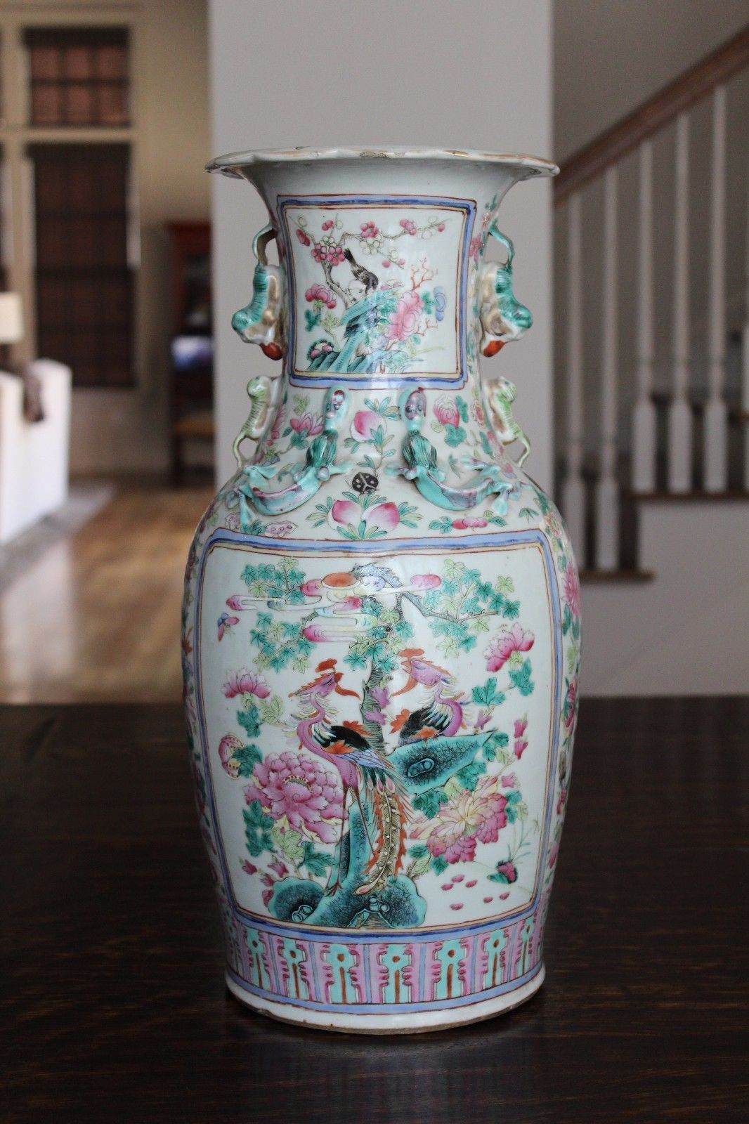 Chinese 19th century Canton Export Famille Rose Vase