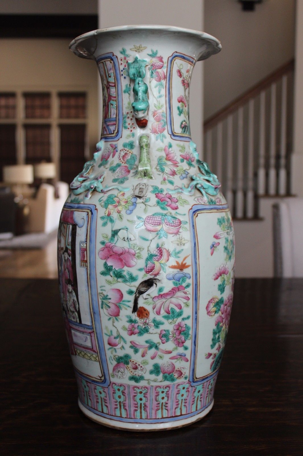 Chinese 19th century Canton Export Famille Rose Vase