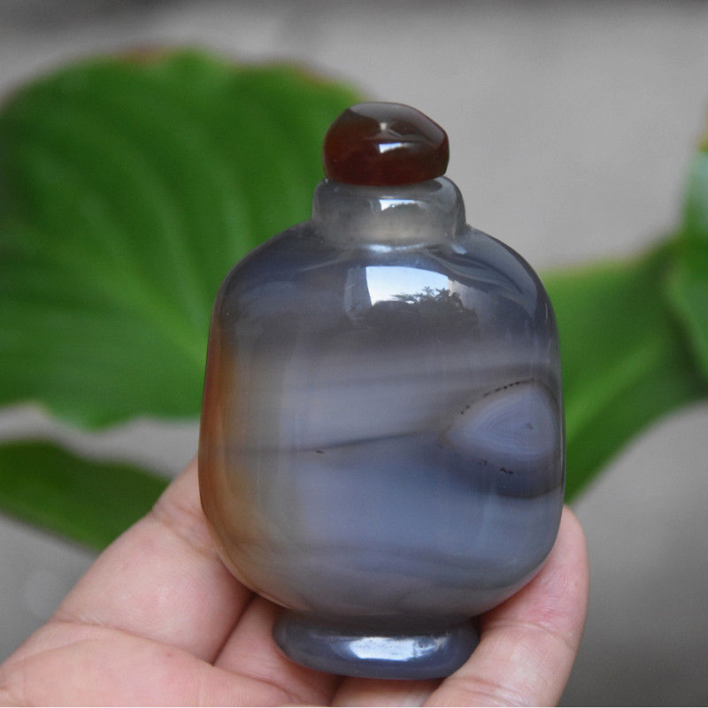 Bottles of decorations Brazil agate hand carved snuff bottle  Natural