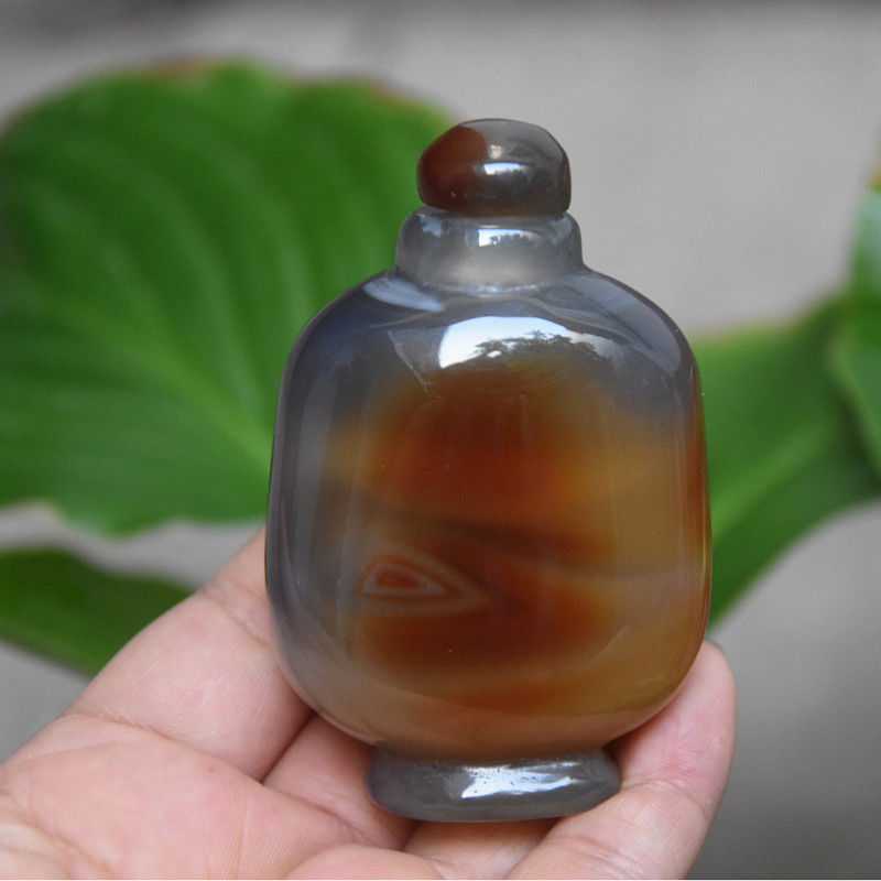 Bottles of decorations Brazil agate hand carved snuff bottle  Natural