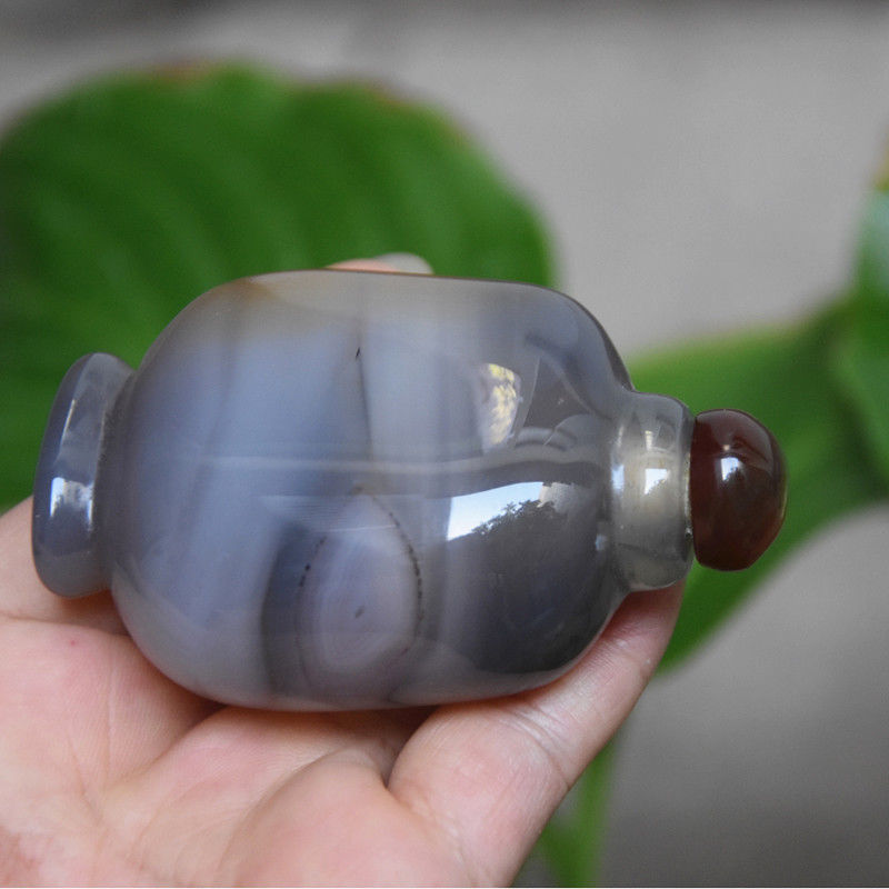 Bottles of decorations Brazil agate hand carved snuff bottle  Natural