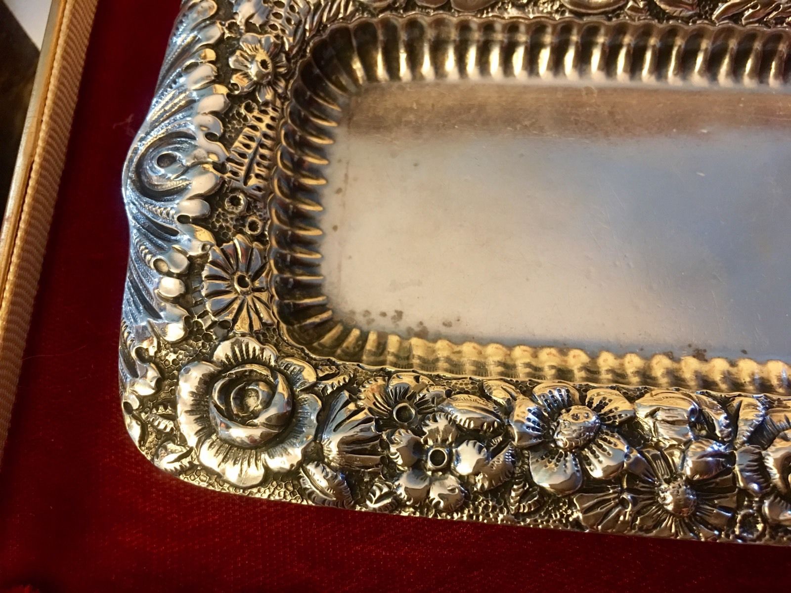 Tiffany & Co Antique REPOUSSE Sterling Silver FERN Trinket Vanity Pin Tray c1885