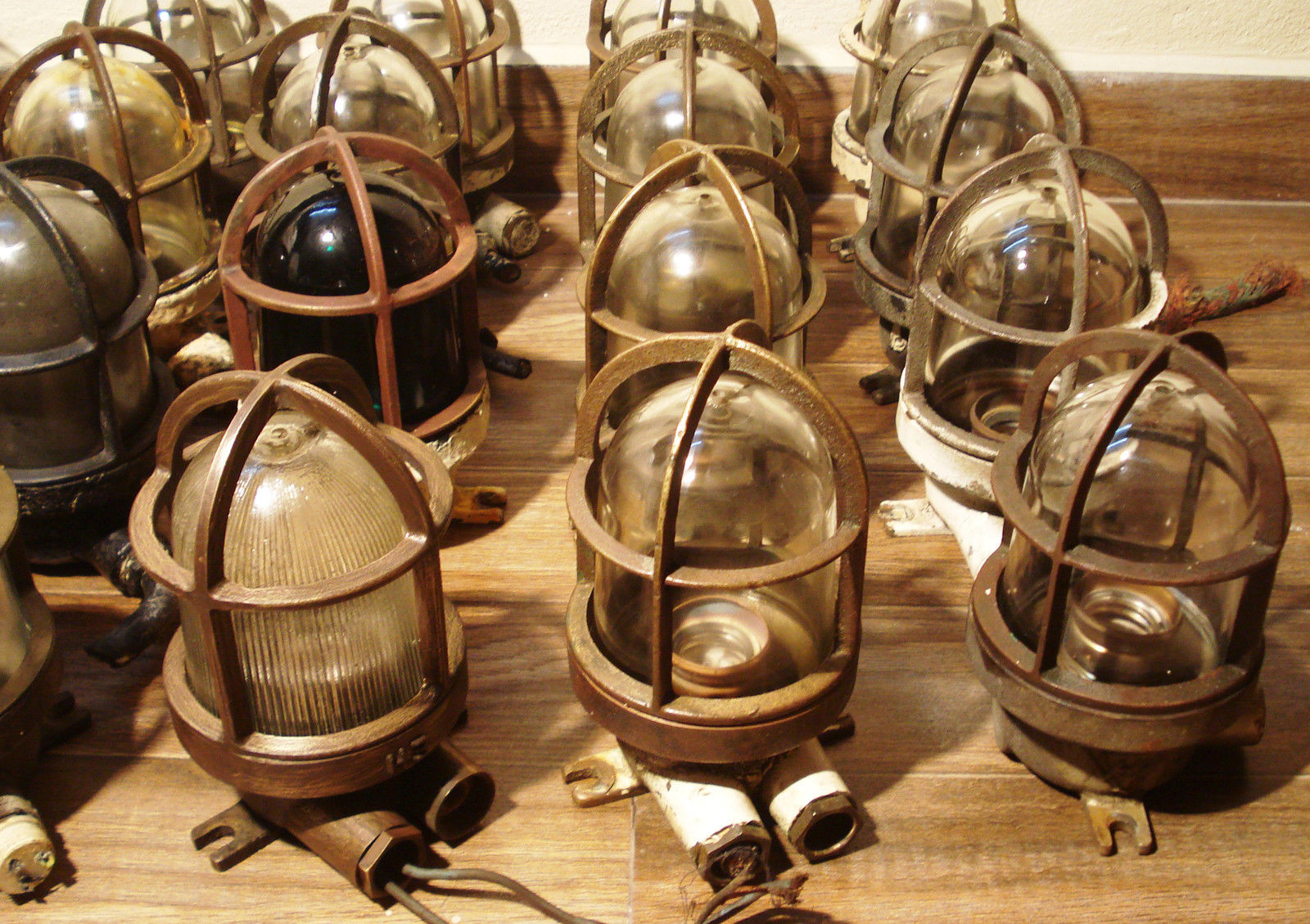 Lot of 20 pcs Vintage Marine  Brass Passage Light / Lamp – Ship's 100% Original