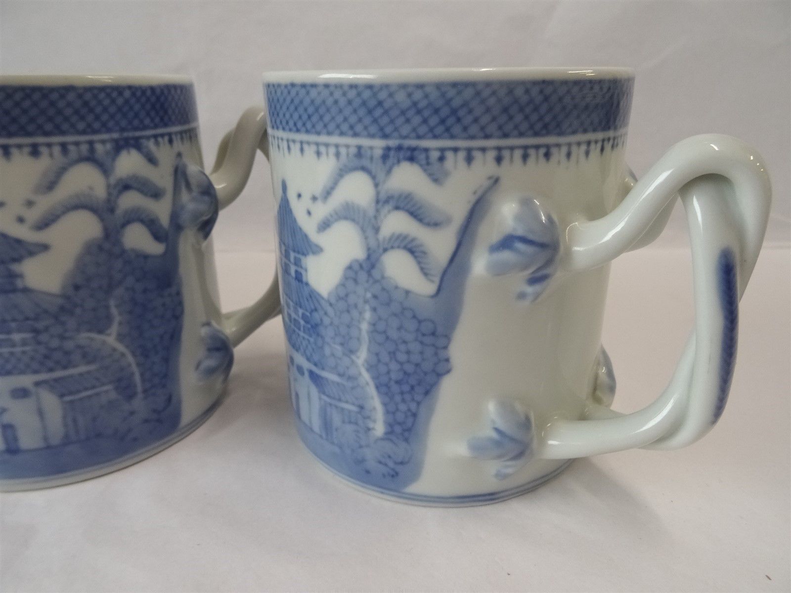 CHINESE BLUE & WHITE CHINA HANDLED MUGS - SET OF 4