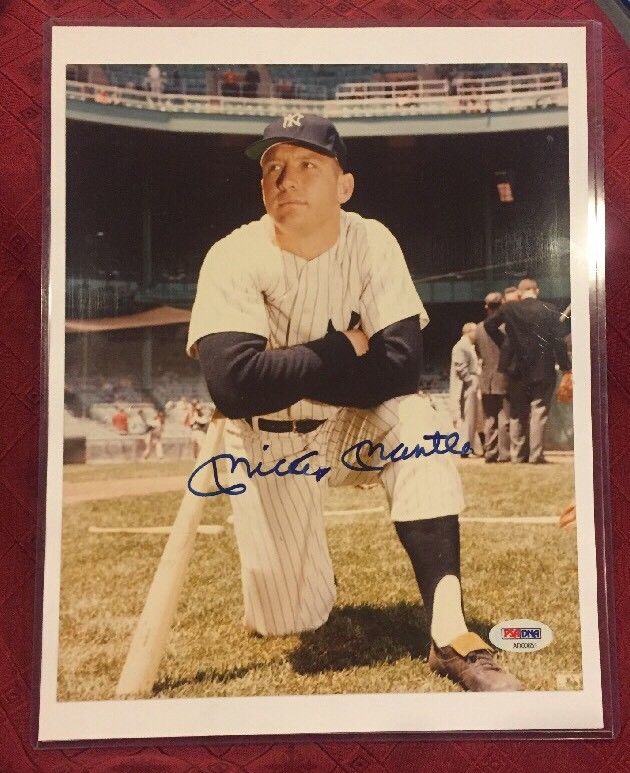 Mickey Mantle Signed 8x10 Photo New York Yankees PSA/DNA LOA Autograph Grade 9