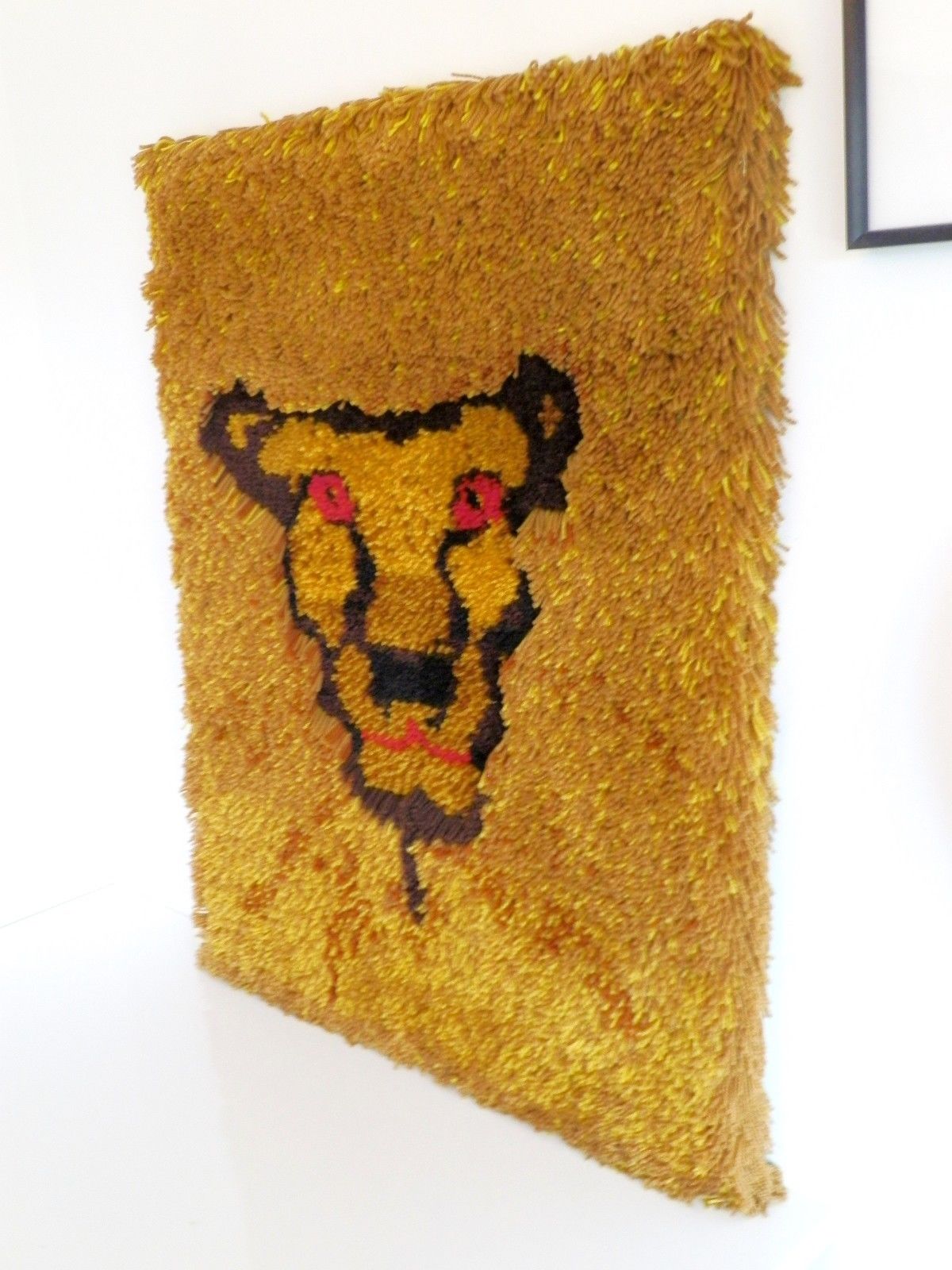 Vtg 60s 70s MCM Large Lion Mane Latch Hook Modern Art Yarn Wall Picture 31 x 40