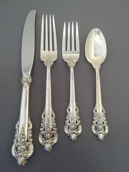 32 Piece Set in Grande Baroque by Wallace, 1941 Sterling Silver