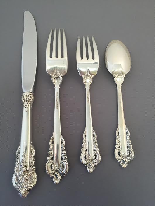 32 Piece Set in Grande Baroque by Wallace, 1941 Sterling Silver