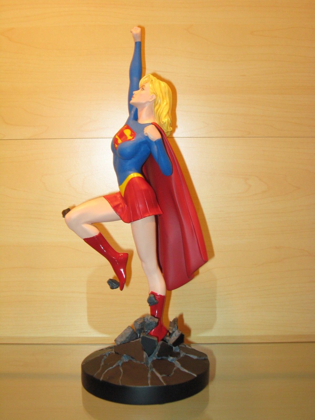 COVER GIRLS OF THE DC UNIVERSE SUPERGIRL LIMITED EDITION STATUE-MIB