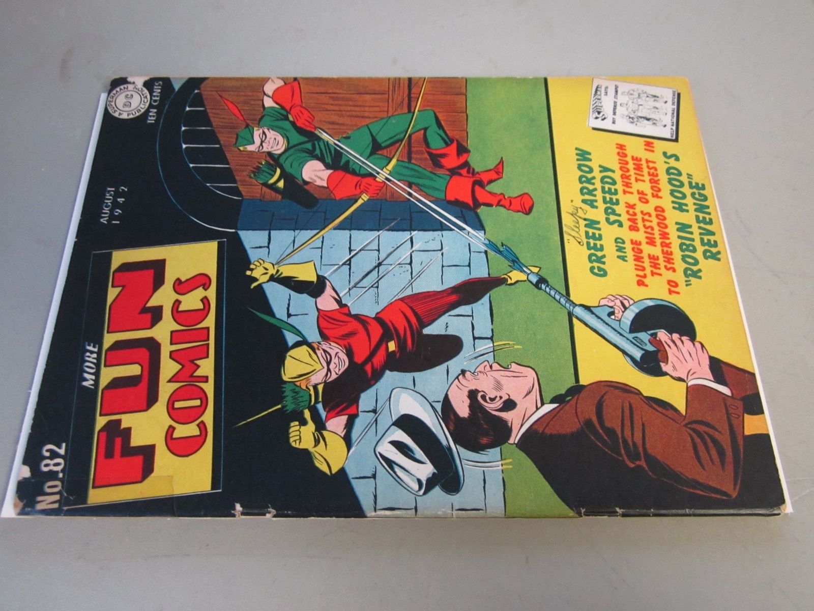 MORE FUN COMICS #82 COMIC BOOK 1942  Green Arrow Cover