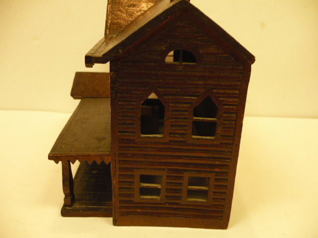 ANTIQUE 19TH CENTURY WOODEN MINIATURE COLONIAL HOUSE MODEL 9"