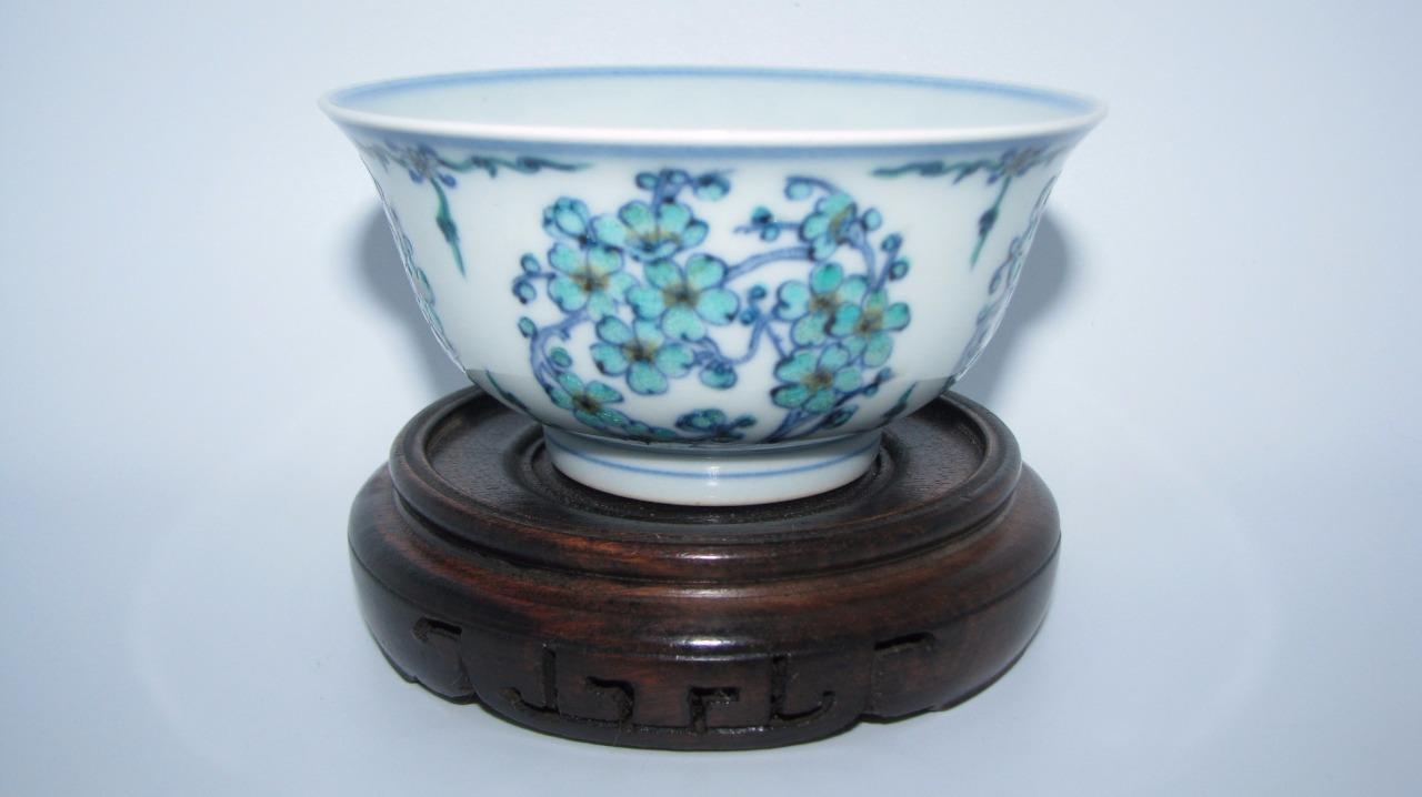 Chinese Famille Rose "Ice Blue Plum Blossoms" Porcelain Bowl Yongzheng Mark