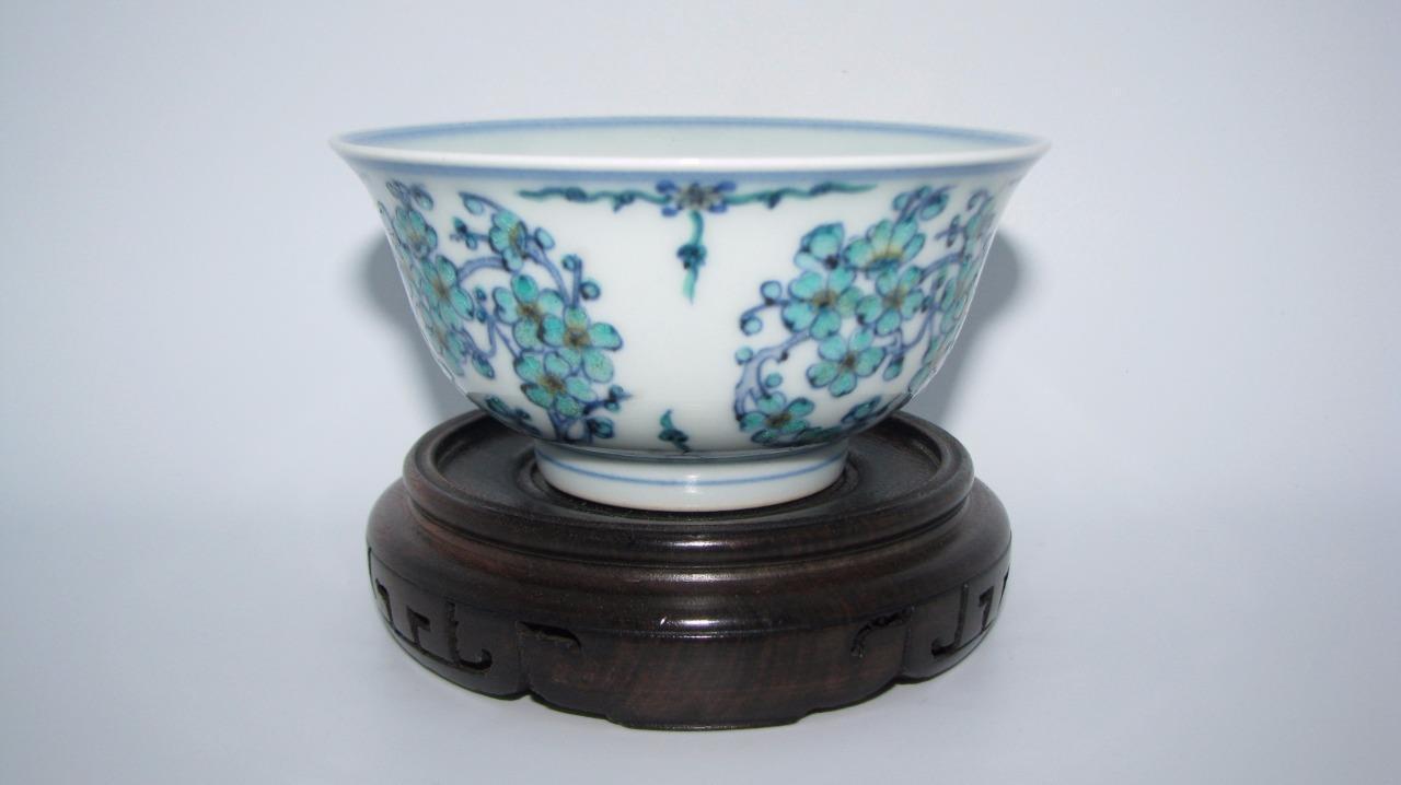 Chinese Famille Rose "Ice Blue Plum Blossoms" Porcelain Bowl Yongzheng Mark