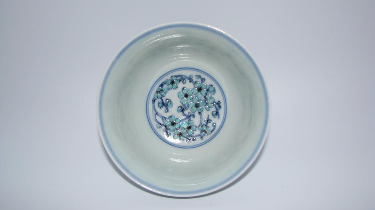 Chinese Famille Rose "Ice Blue Plum Blossoms" Porcelain Bowl Yongzheng Mark