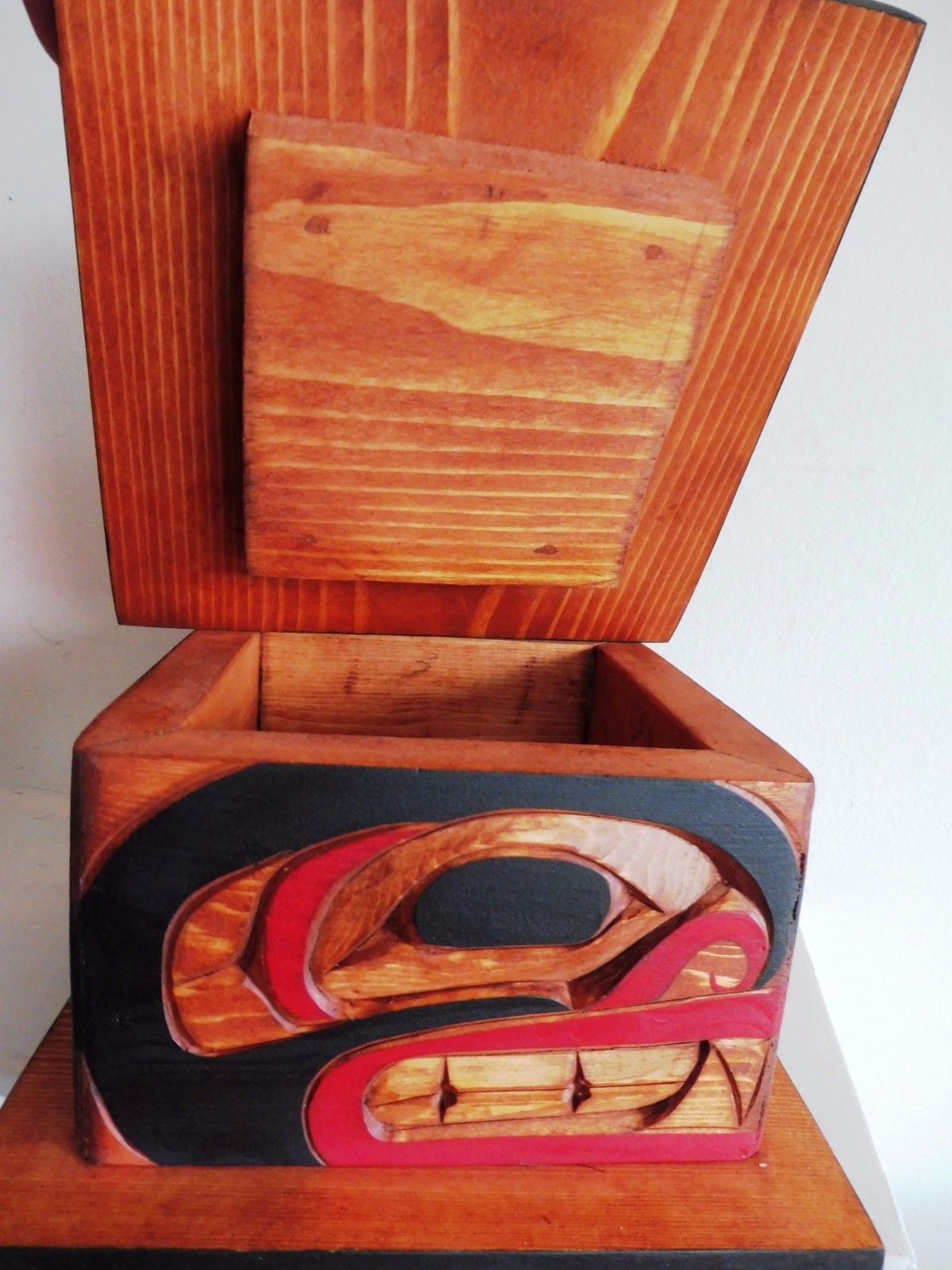 Northwest Coast First Nations native Art carved WHALE Box, carved on 4 sides!