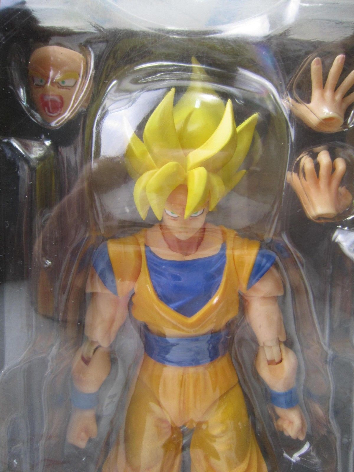 Dragonball Z Super Saiyan Son Gokou Goku SHF S.H. Figuarts Action Figure Bandai