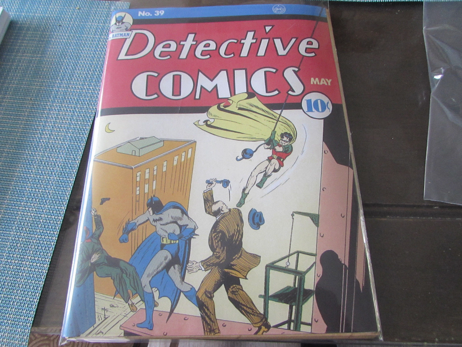 DETECTIVE COMICS #39 BATMAN STORY COMPLETE! 2ND ROBIN BATMAN #1 AD