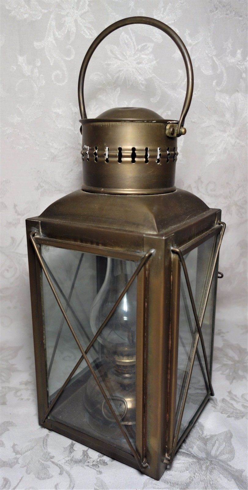 Antique RC Murray & Co Antique Ship's Brass Maritime Lantern Oil Lamp Nautical