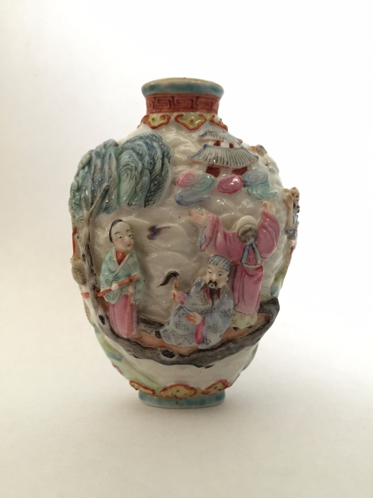 Antique Chinese Qing Dynasty Famille Rose Molded "Eight Immortals" Snuff Bottle