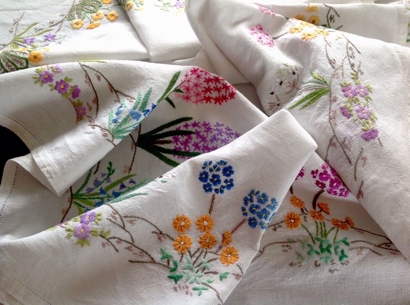 Beautiful Vintage Hand Embroidered Off White Linen Floral Tablecloth 49x50 Inch