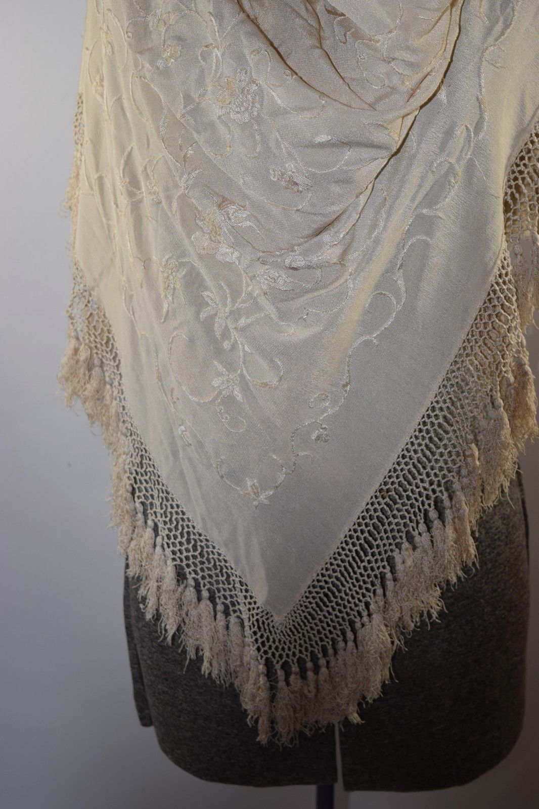 Antique 1910s 20s cream silk embroidered piano shawl Victorian wedding shawl