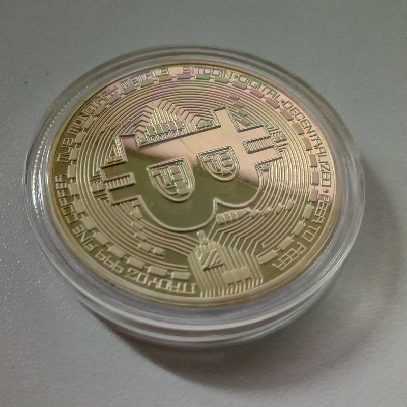 1Pcs Rare Bitcoin Collectible gift In Stock Golden Iron Commemorative Coin Gifts