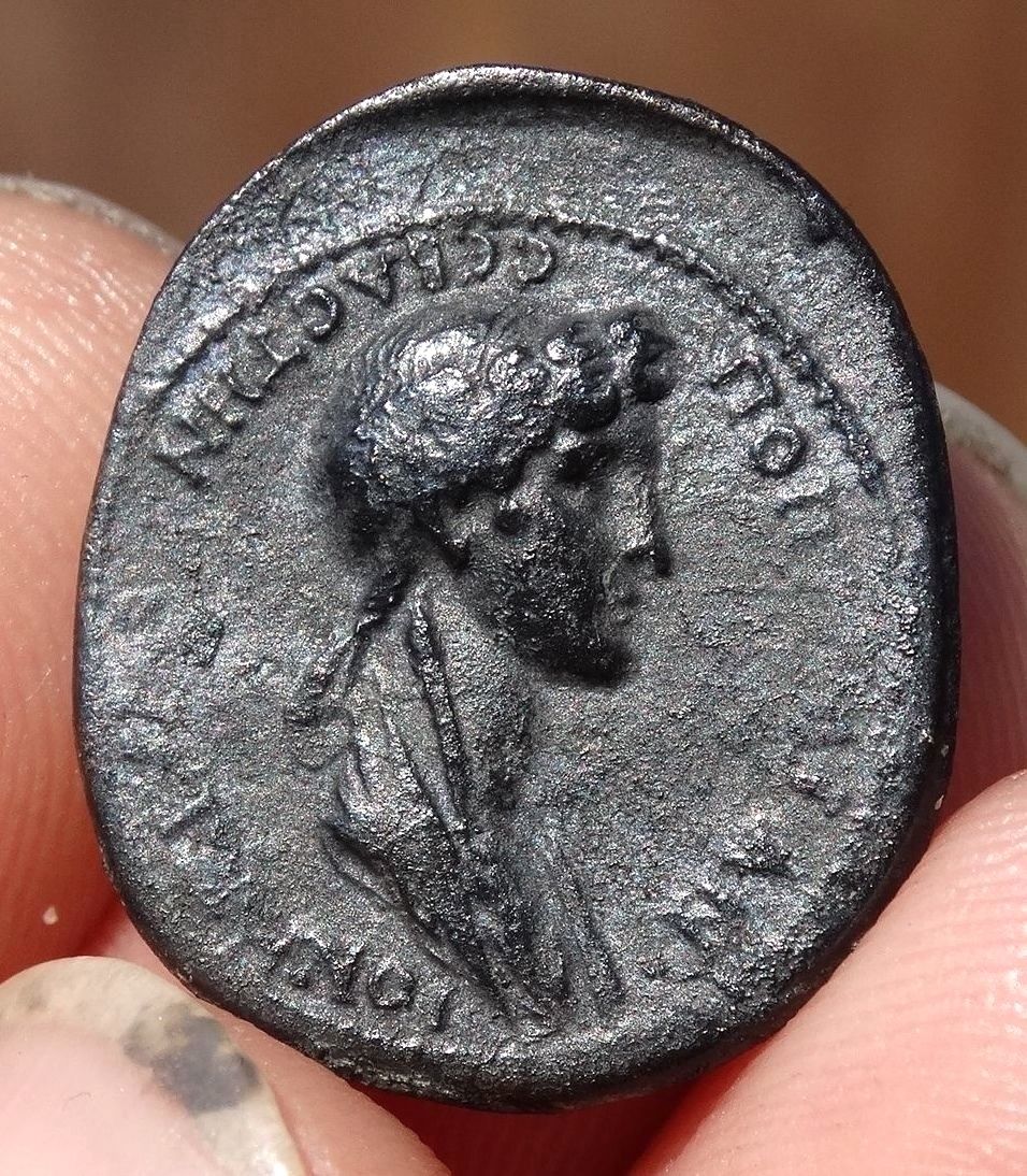 STUNNING & RARE  !!! AE22 - LYDIA - THYATEIRA  of  NERO & POPPAEA   54-68 AD