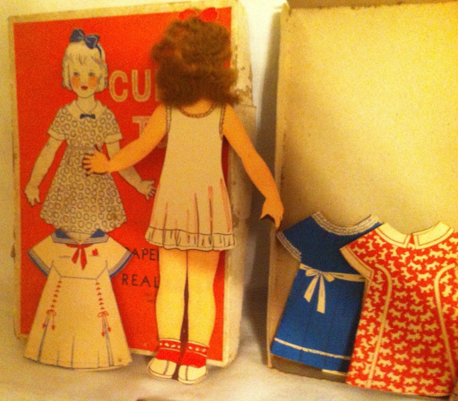 CURLY TOP & JAMIE AND EMMY - 2 VINTAGE BOXED PAPER DOLL CUT OUT TOYS & BOXES