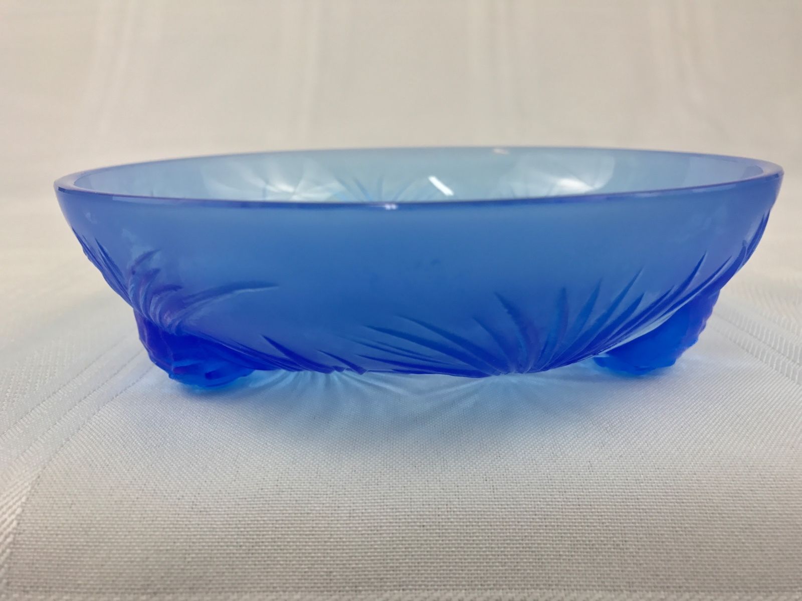 Verlys Vintage French Art Glass 6 1/4" Footed Blue Pine Cone Bowl Signed