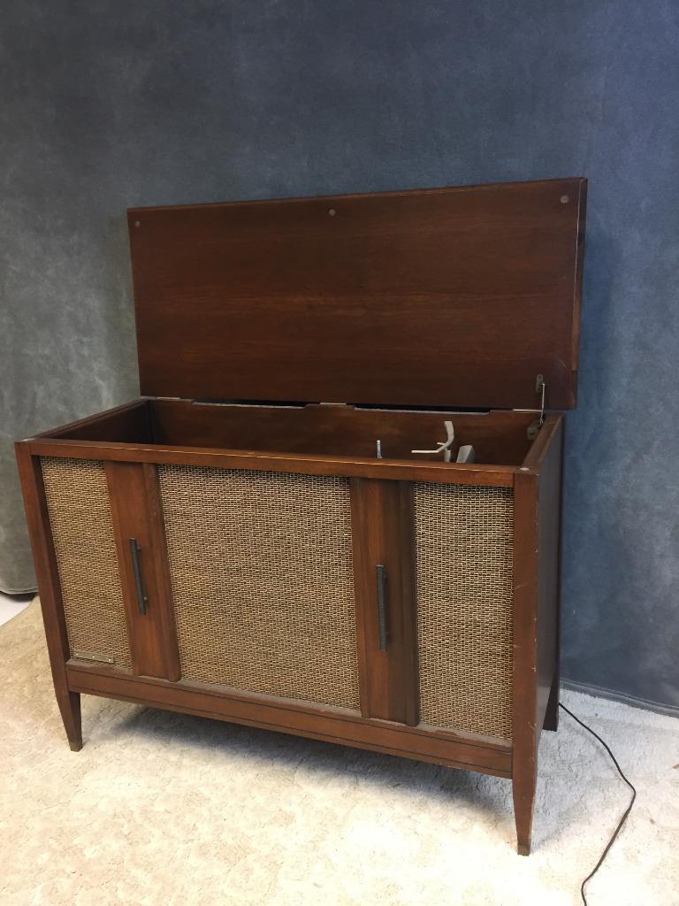 Vintage DANISH MODERN RECORD CONSOLE credenza cabinet mid century bar table 60s