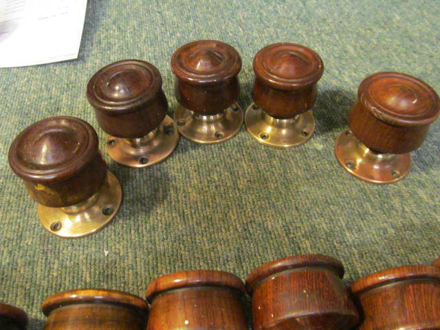 18 Vintage WOODEN & BRASS Door Knobs / Handles   -AF334-