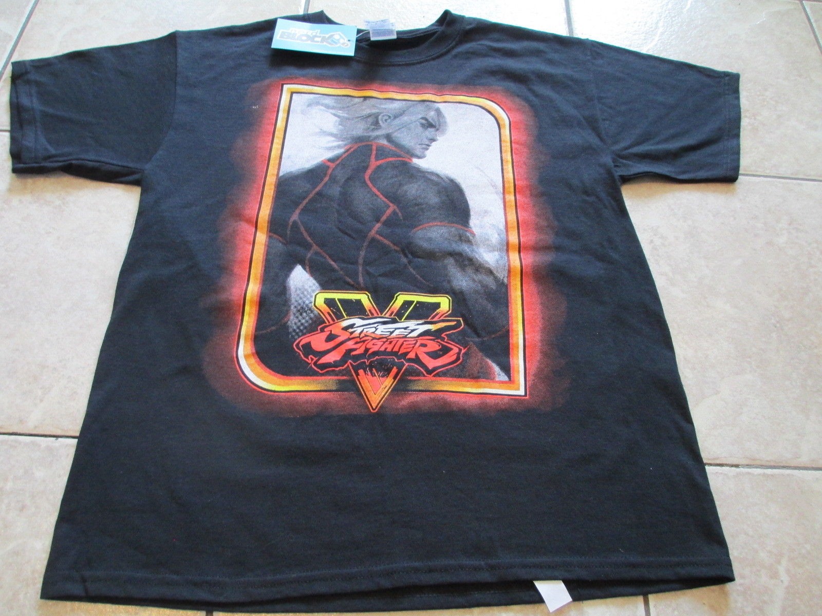 NWT Street Fighter V 5 Ken Kids Boys Black Red Orange T Shirt L Large 10/12